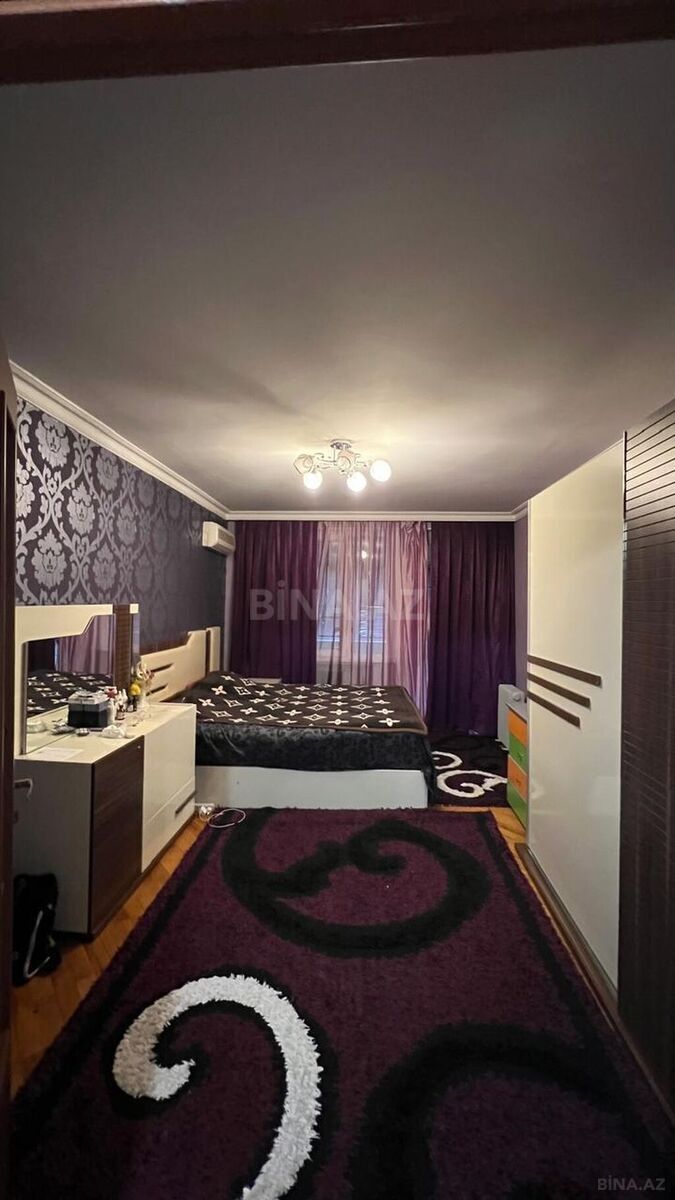 3 otaqlı Köhnə tikili, Neftçilər m., Bakı