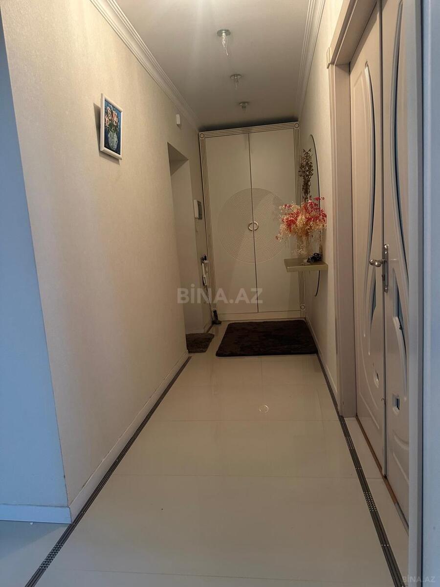 4 otaqlı Köhnə tikili, İnşaatçılar m., Bakı