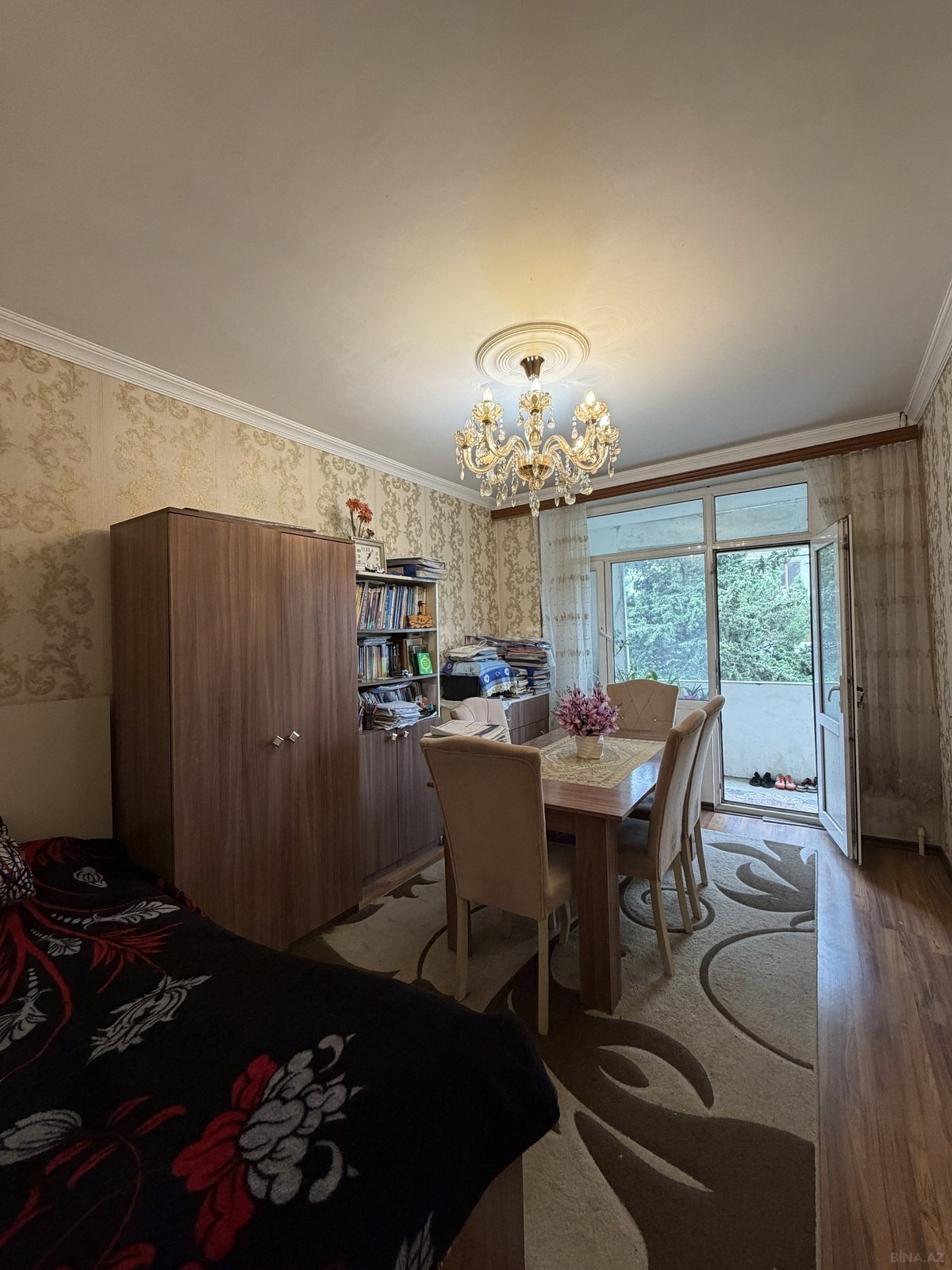 3 otaqlı Köhnə tikili, Bakıxanov q., Bakı