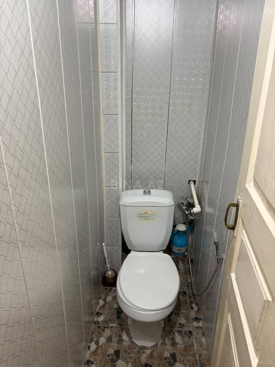 4 otaqlı Köhnə tikili, Xaçmaz r., Xaçmaz