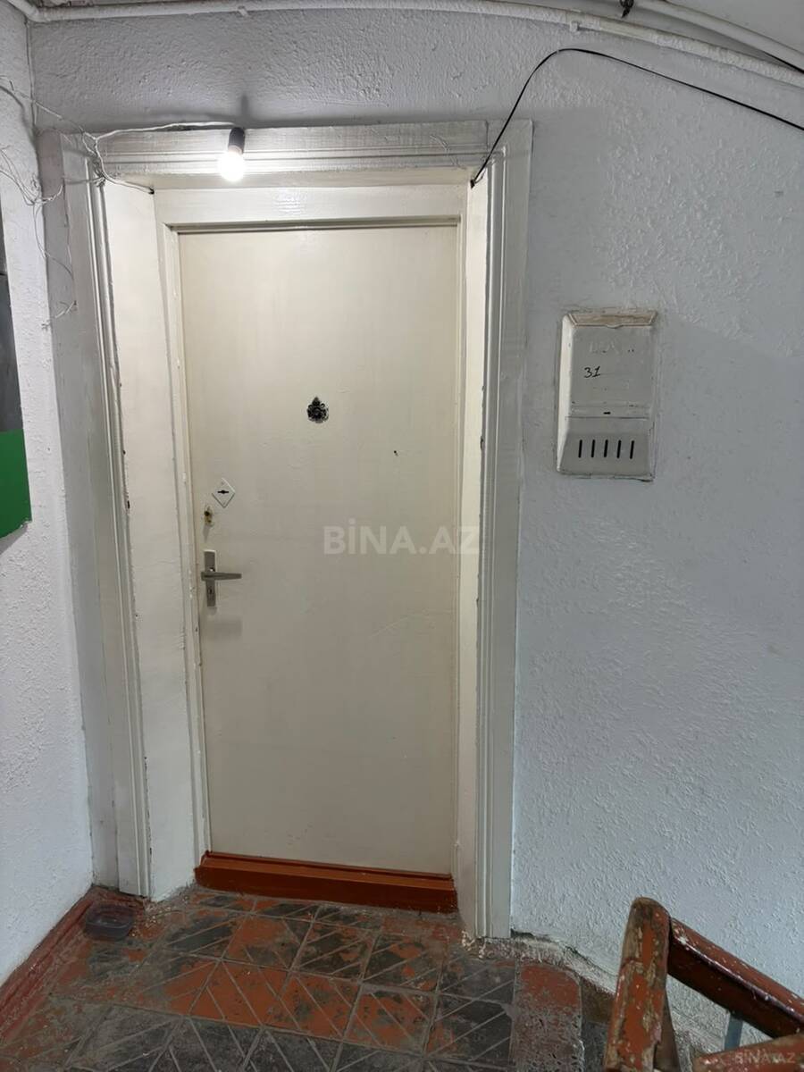 4 otaqlı Köhnə tikili, Xaçmaz r., Xaçmaz