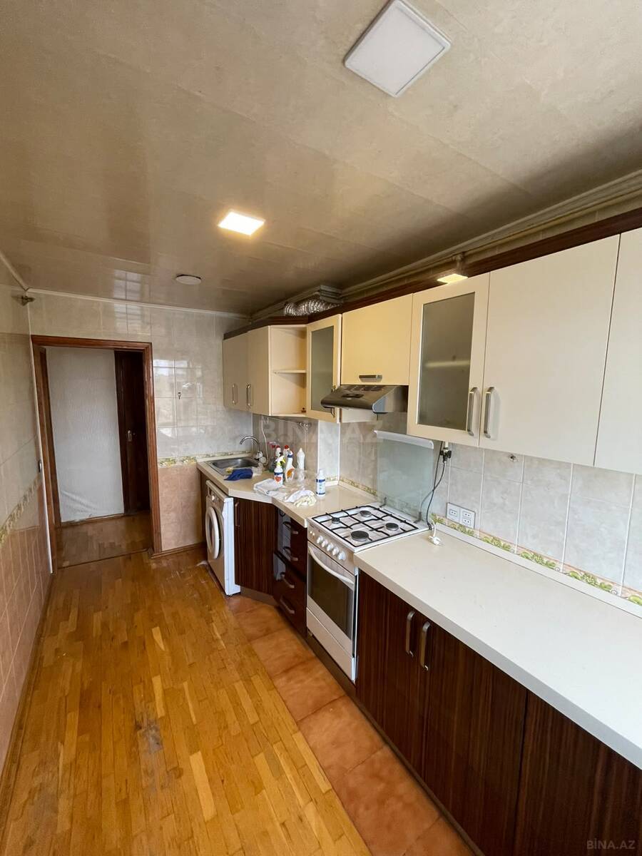 4 otaqlı Köhnə tikili, Badamdar q., Bakı
