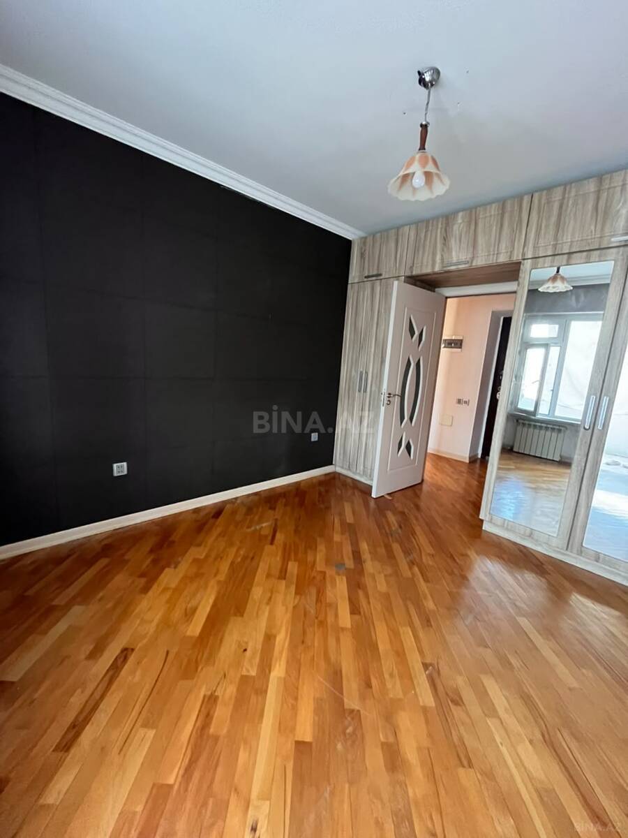 2 otaqlı Köhnə tikili, Xətai r., Bakı
