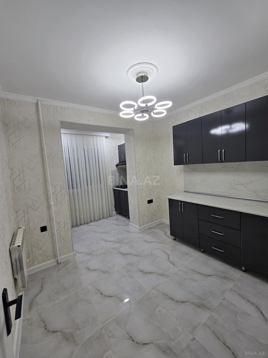 3 otaqlı Köhnə tikili, Həzi Aslanov m., Bakı
