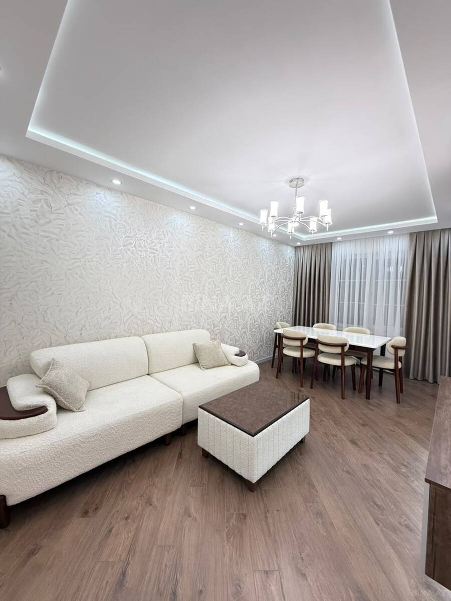 3 otaqlı Köhnə tikili, Əhmədli m., Bakı