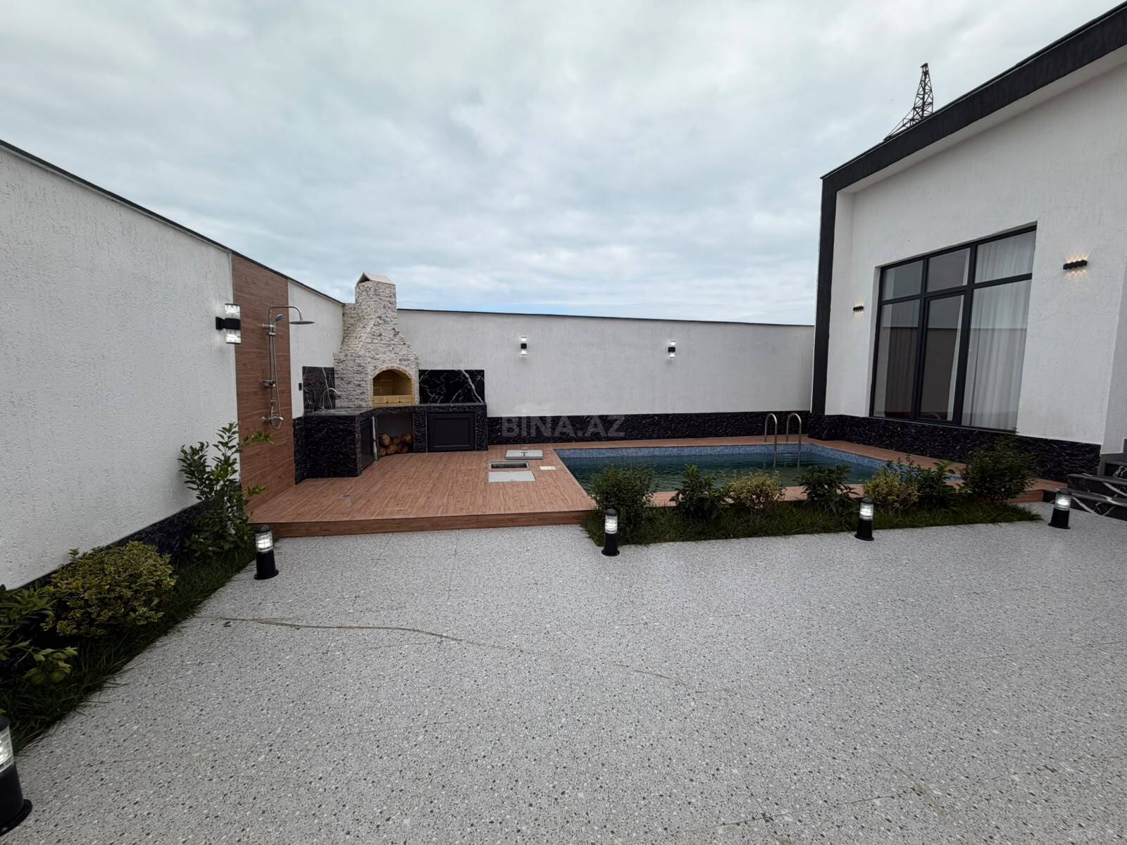 3 otaqlı Həyət evi/Bağ evi, Şüvəlan q., Bakı