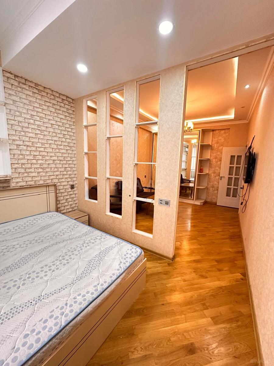 2 otaqlı Yeni tikili, İnşaatçılar m., Bakı