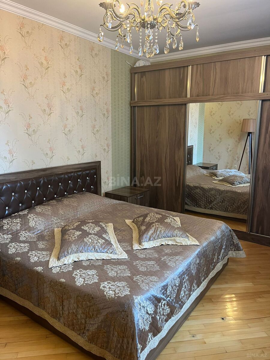 3 otaqlı Yeni tikili, Memar Əcəmi m., Bakı