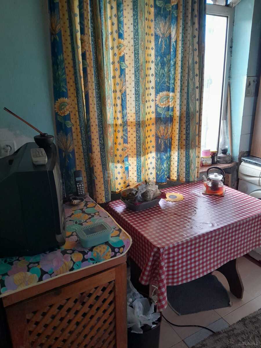 2 otaqlı Köhnə tikili, İnşaatçılar m., Bakı