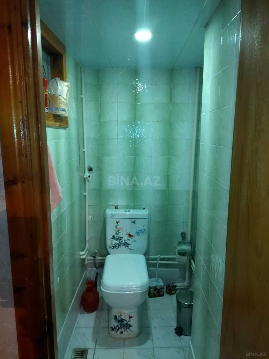 4 otaqlı Köhnə tikili, Xalqlar Dostluğu m., Bakı