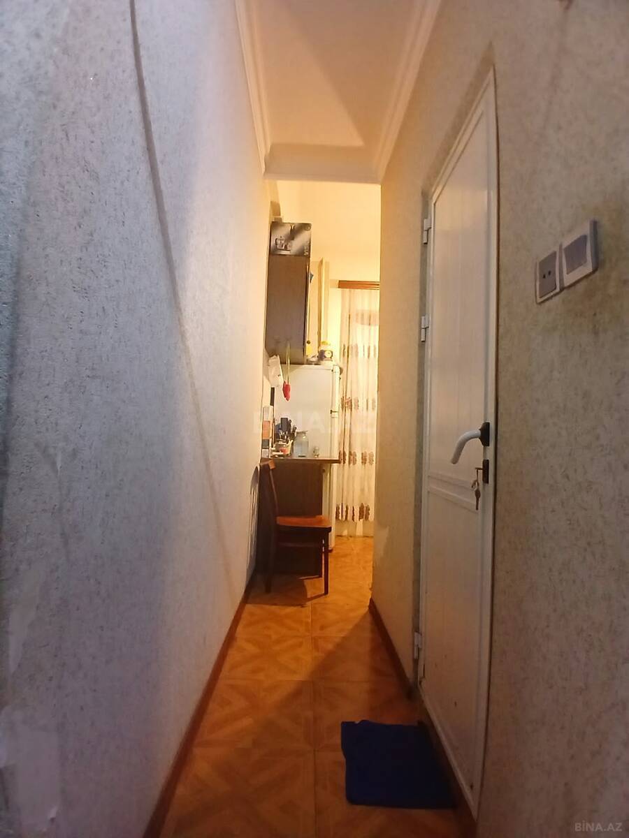 3 otaqlı Köhnə tikili, Neftçilər m., Bakı