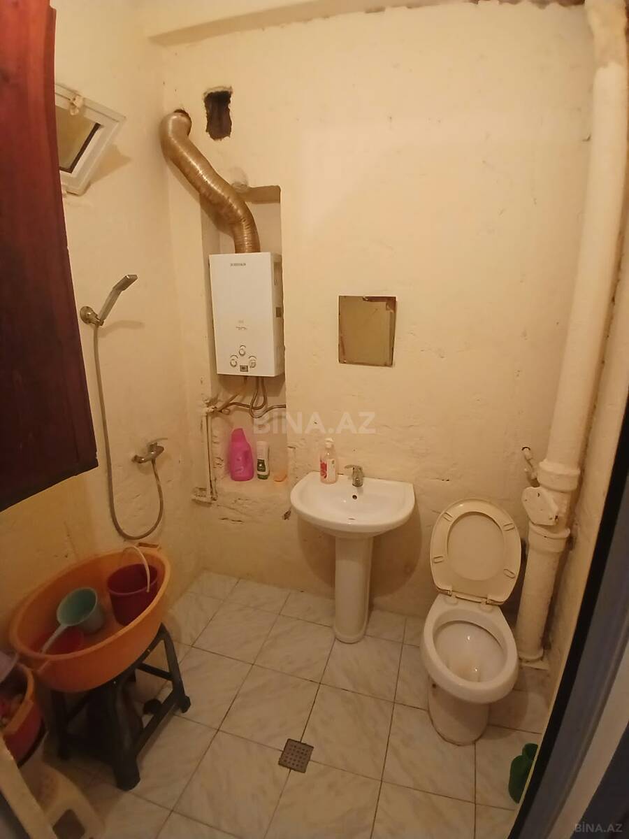 3 otaqlı Köhnə tikili, Neftçilər m., Bakı