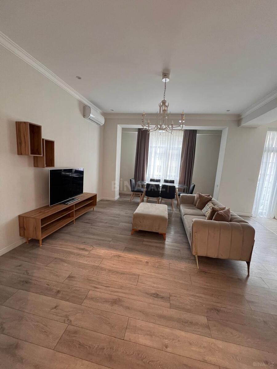 3 otaqlı Yeni tikili, Elmlər Akademiyası m., Bakı