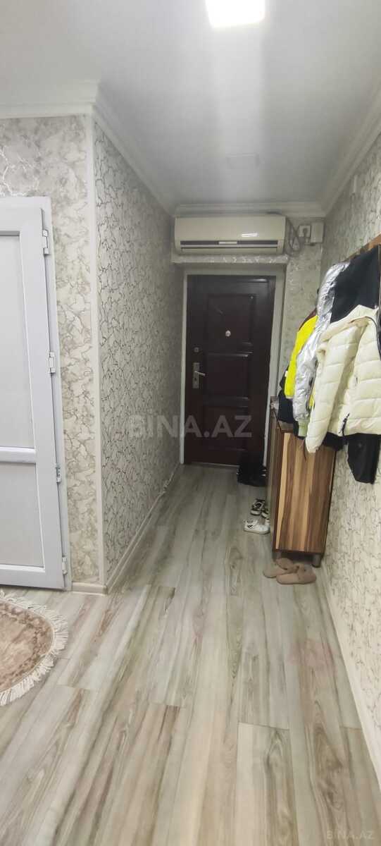 4 otaqlı Köhnə tikili, Neftçilər m., Bakı
