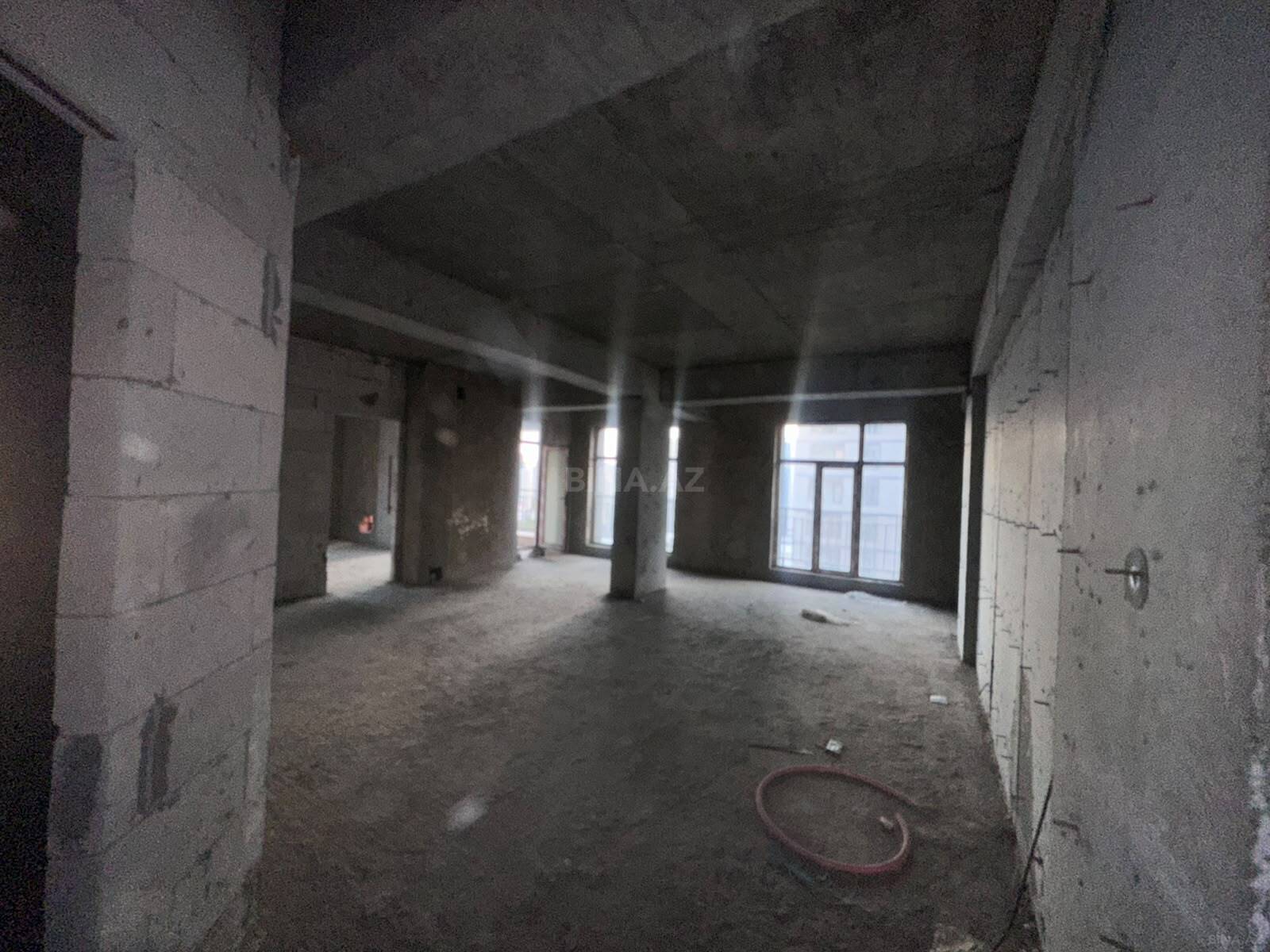 3 otaqlı Yeni tikili, 28 May m., Bakı