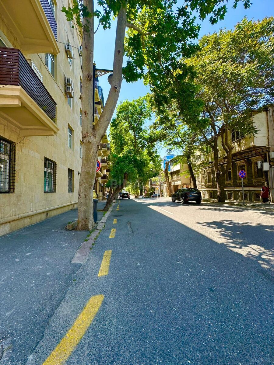1 otaqlı Köhnə tikili, İçəri Şəhər m., Bakı