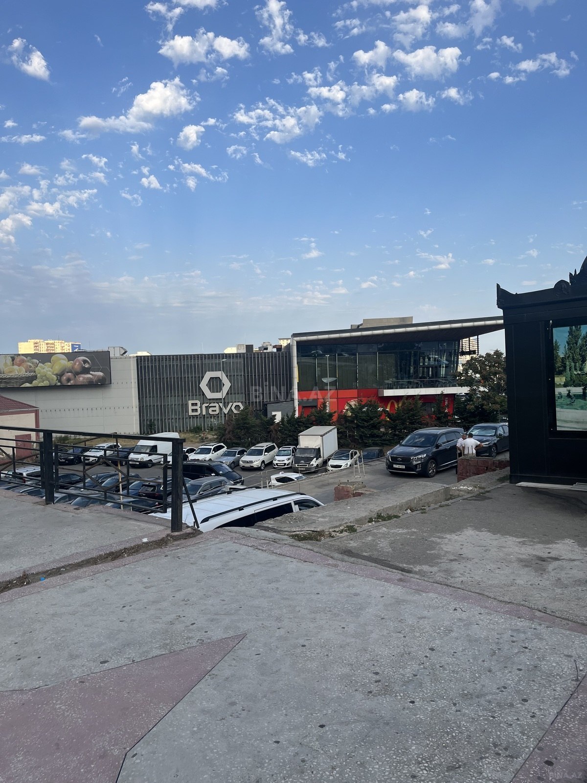 Obyekt 20 Yanvar m., Bakı