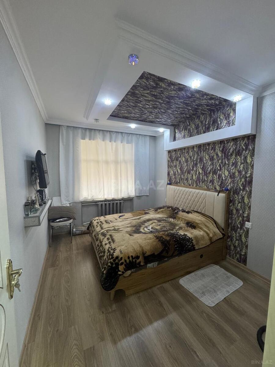 3 otaqlı Köhnə tikili, Yeni Günəşli q., Bakı