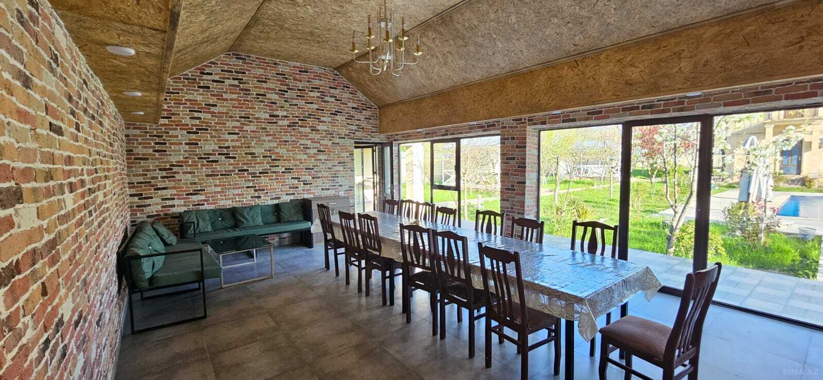 12 otaqlı Həyət evi/Bağ evi, Qəbələ