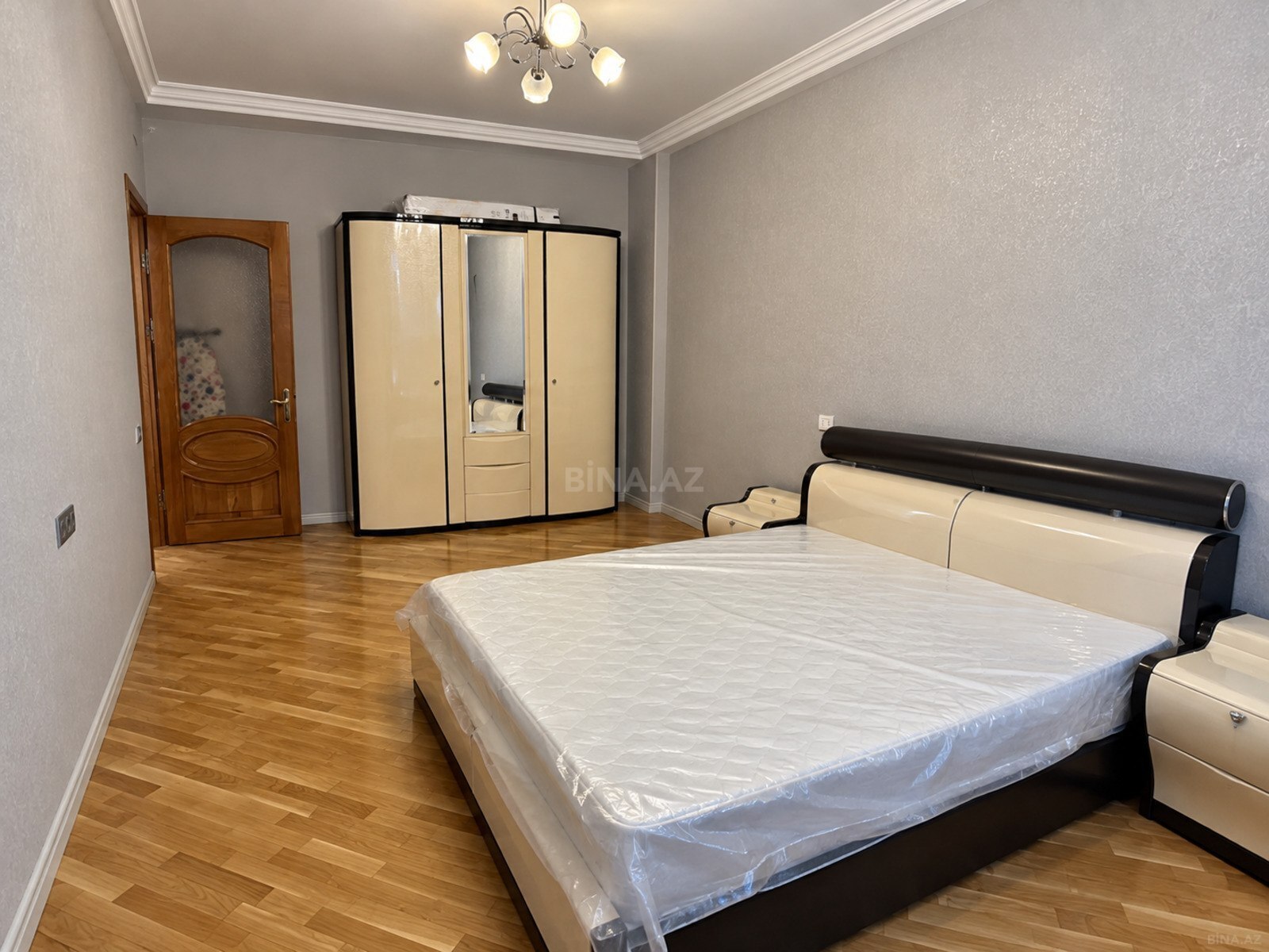 2 otaqlı Yeni tikili, 8 Noyabr m., Bakı