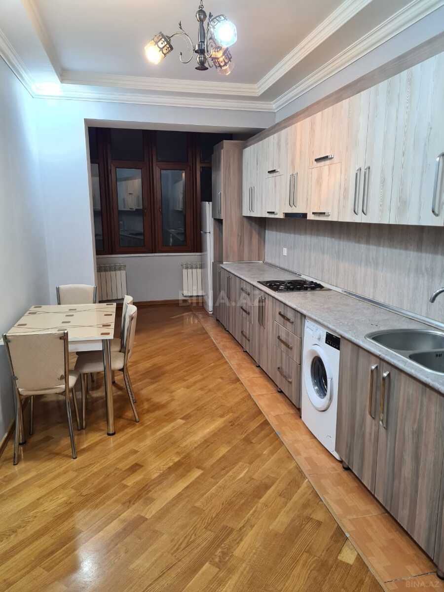 2 otaqlı Yeni tikili, 8 Noyabr m., Bakı