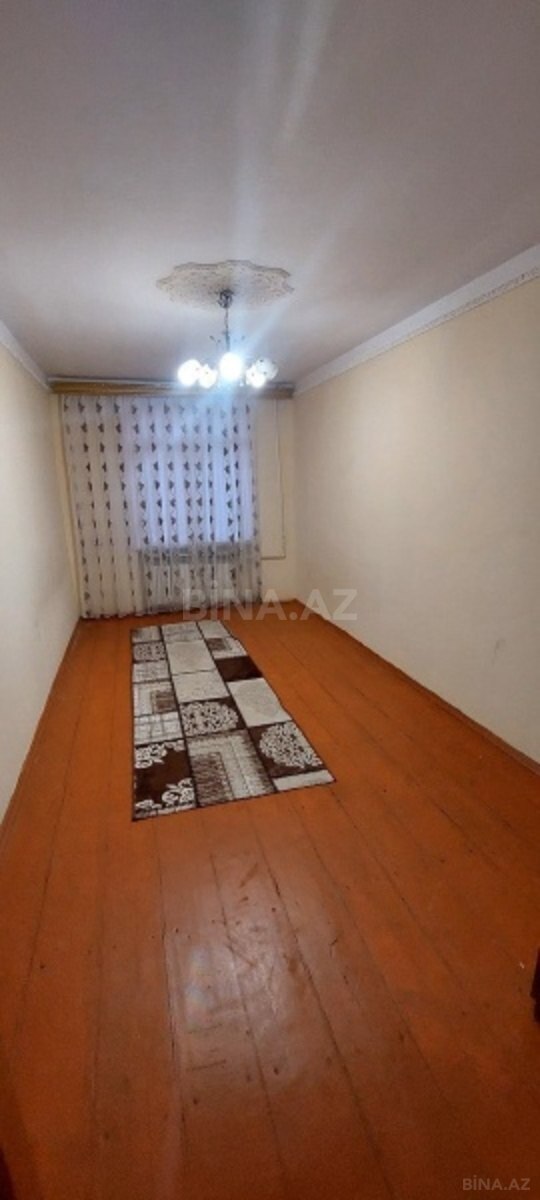 3 otaqlı Köhnə tikili, Neftçilər m., Bakı
