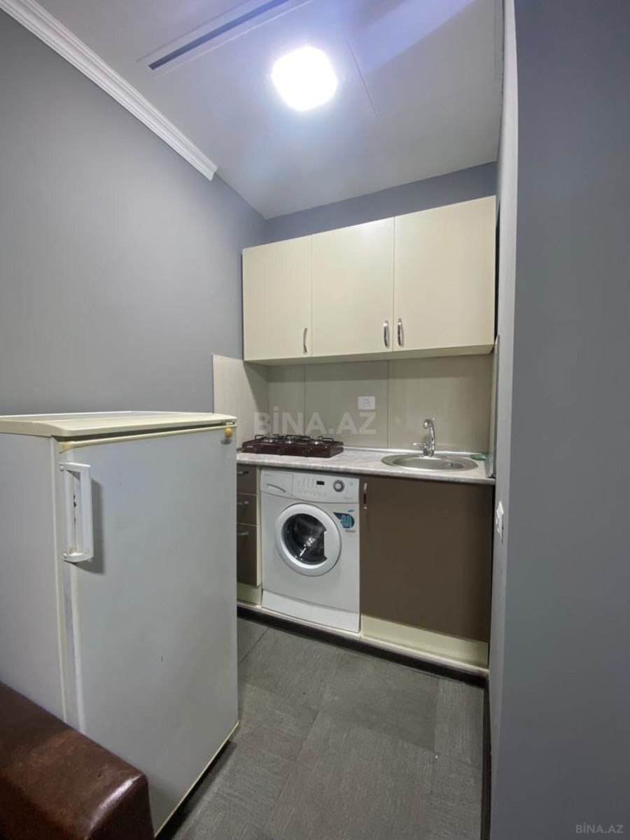 2 otaqlı Həyət evi/Bağ evi, Elmlər Akademiyası m., Bakı