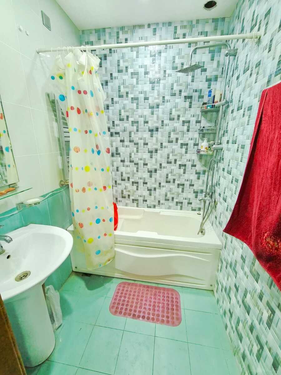 3 otaqlı Yeni tikili, Nizami m., Bakı
