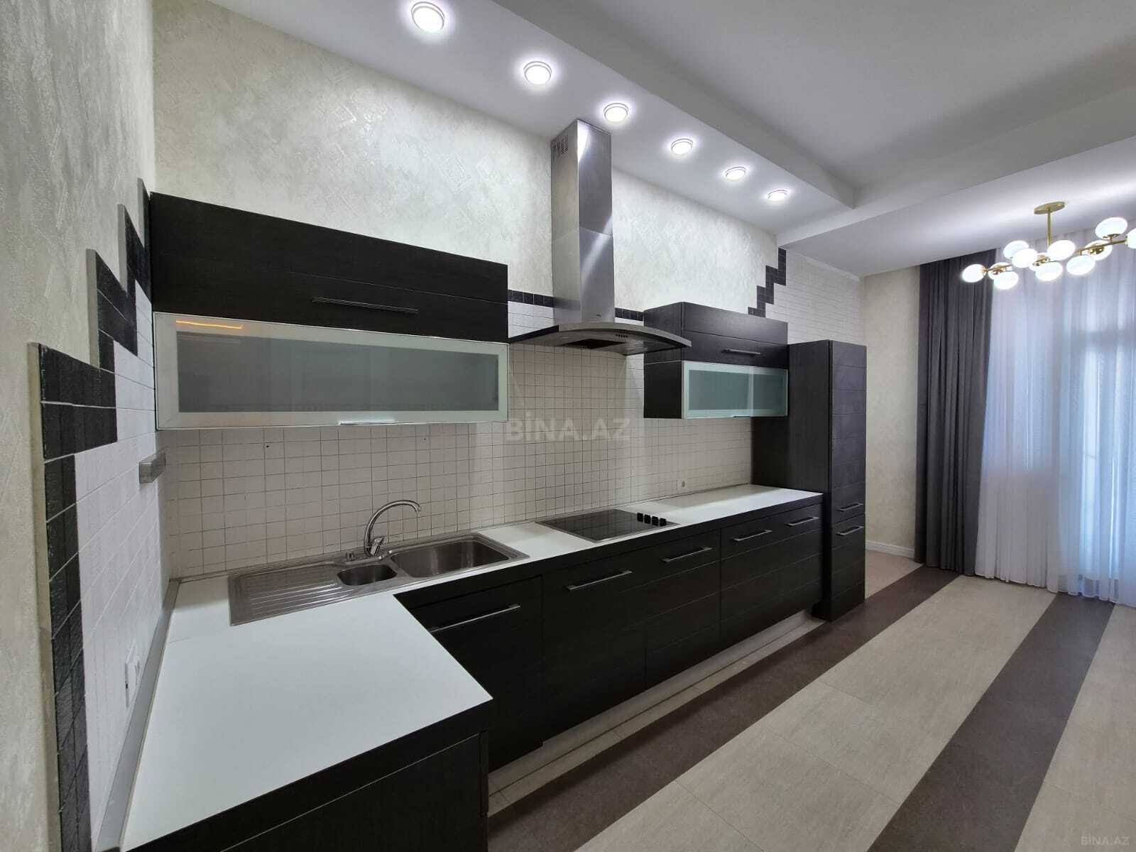 3 otaqlı Yeni tikili, 28 May m., Bakı
