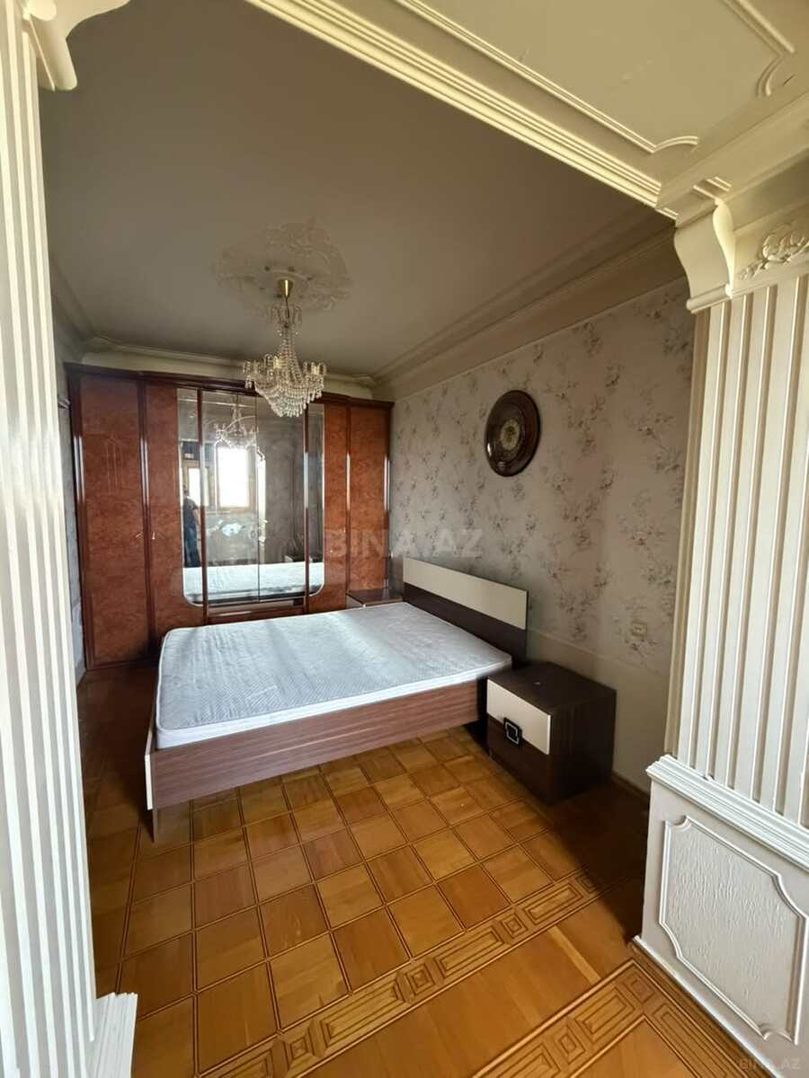 3 otaqlı Köhnə tikili, Gənclik m., Bakı