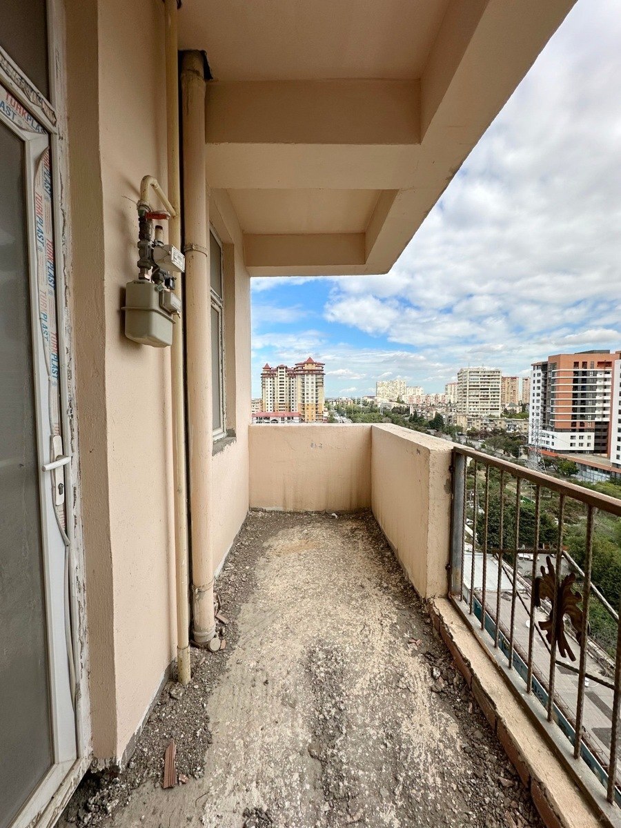 3 otaqlı Yeni tikili, Qara Qarayev m., Bakı