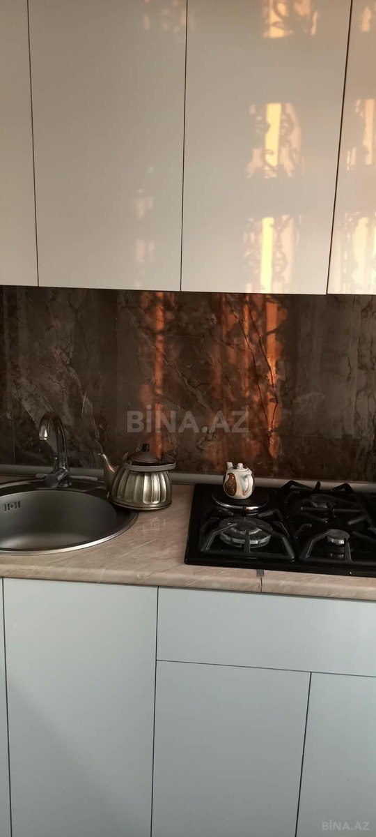 2 otaqlı Köhnə tikili, Həzi Aslanov q., Bakı