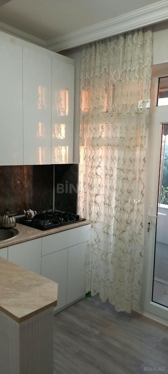 2 otaqlı Köhnə tikili, Həzi Aslanov q., Bakı