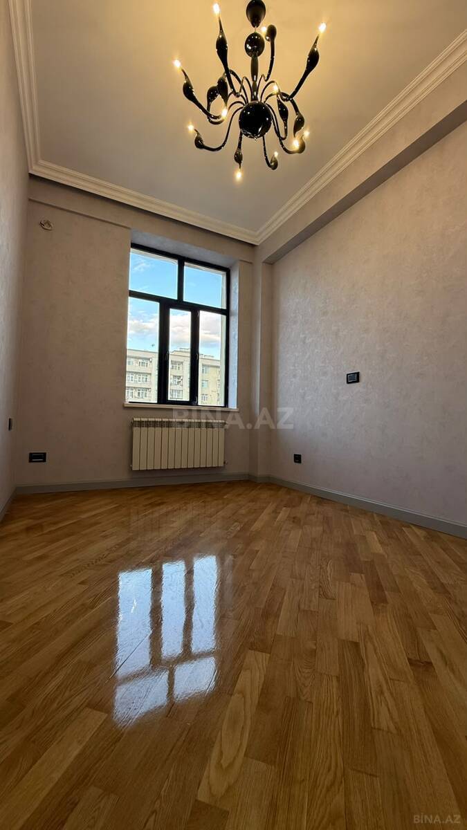 4 otaqlı Yeni tikili, Elmlər Akademiyası m., Bakı