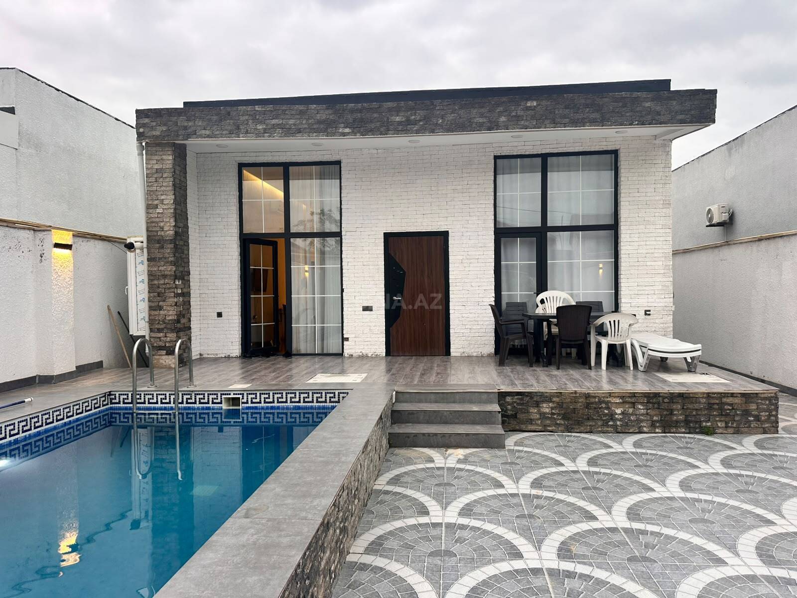3 otaqlı Həyət evi/Bağ evi, Novxanı q., Bakı