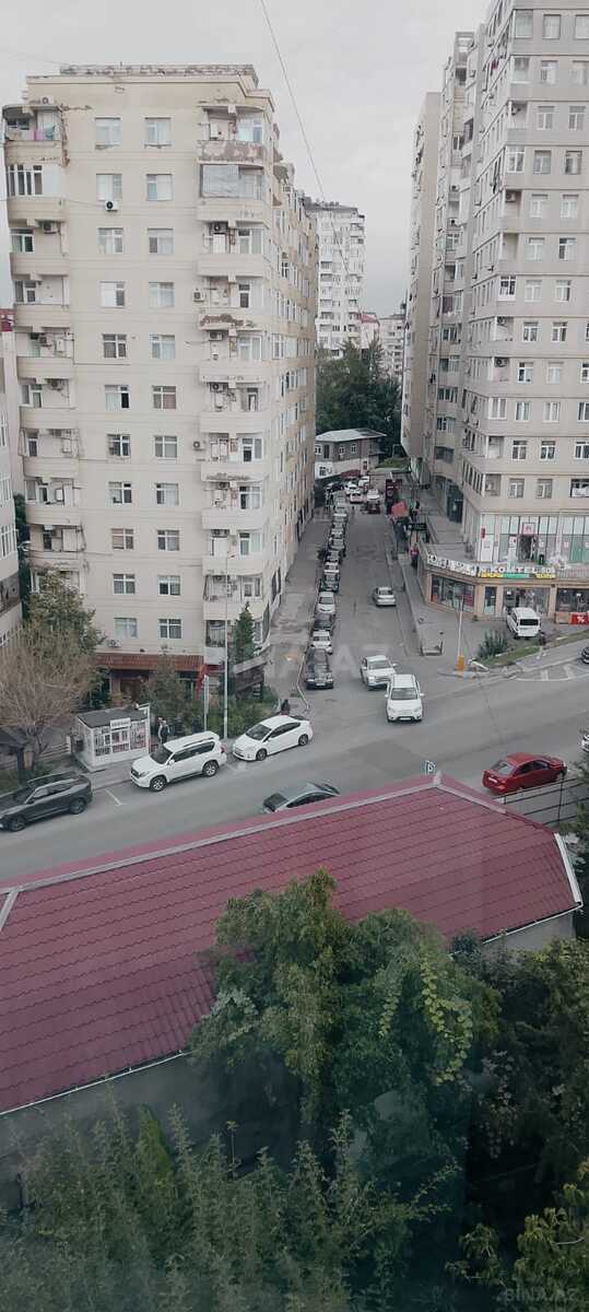 4 otaqlı Köhnə tikili, İnşaatçılar m., Bakı