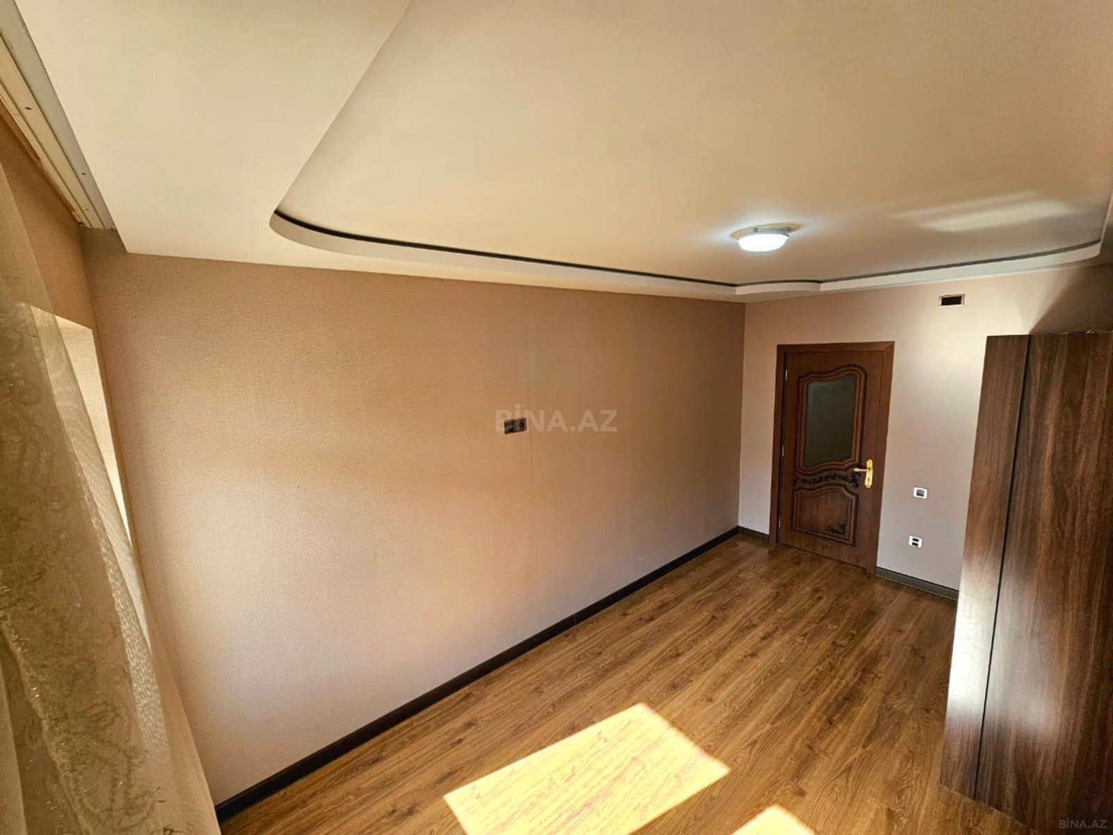 3 otaqlı Yeni tikili, 8 Noyabr m., Bakı