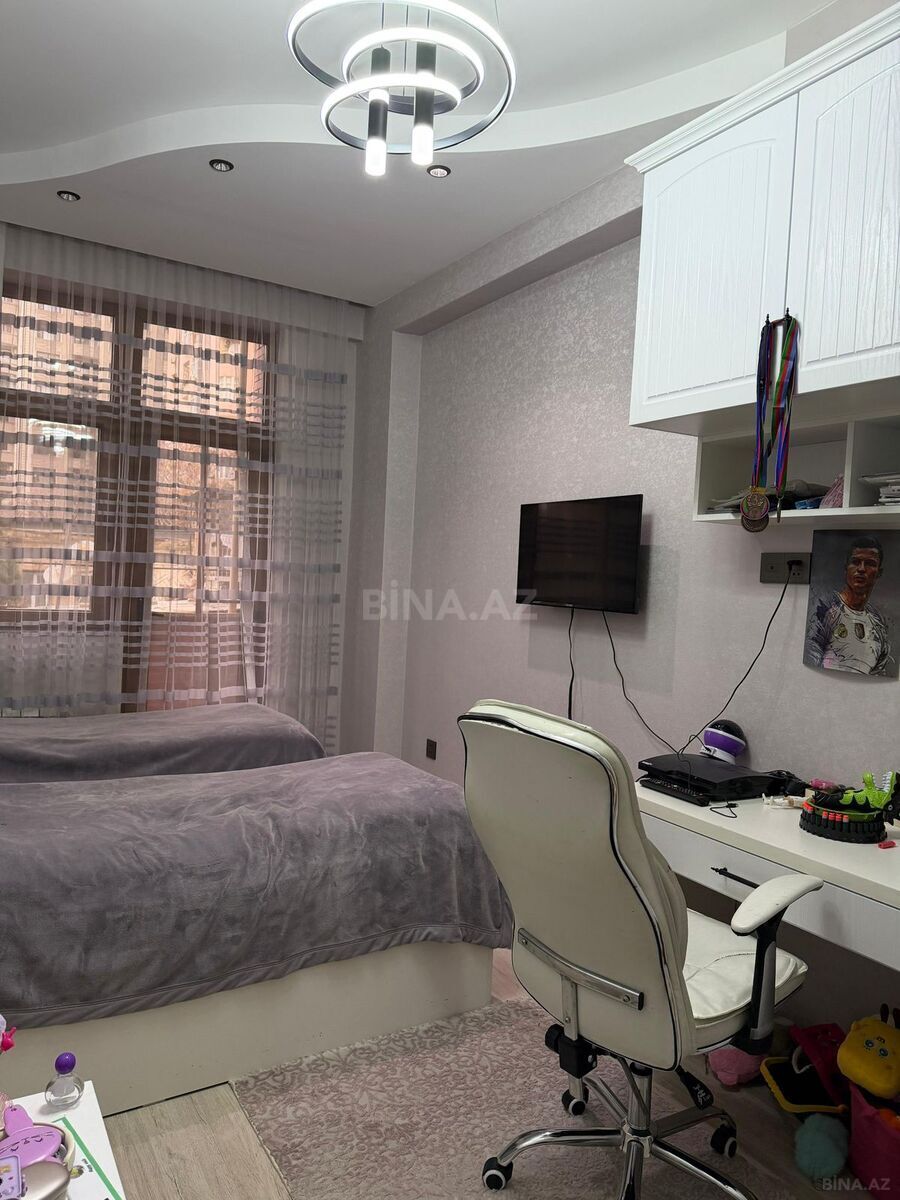 3 otaqlı Yeni tikili, 28 May m., Bakı