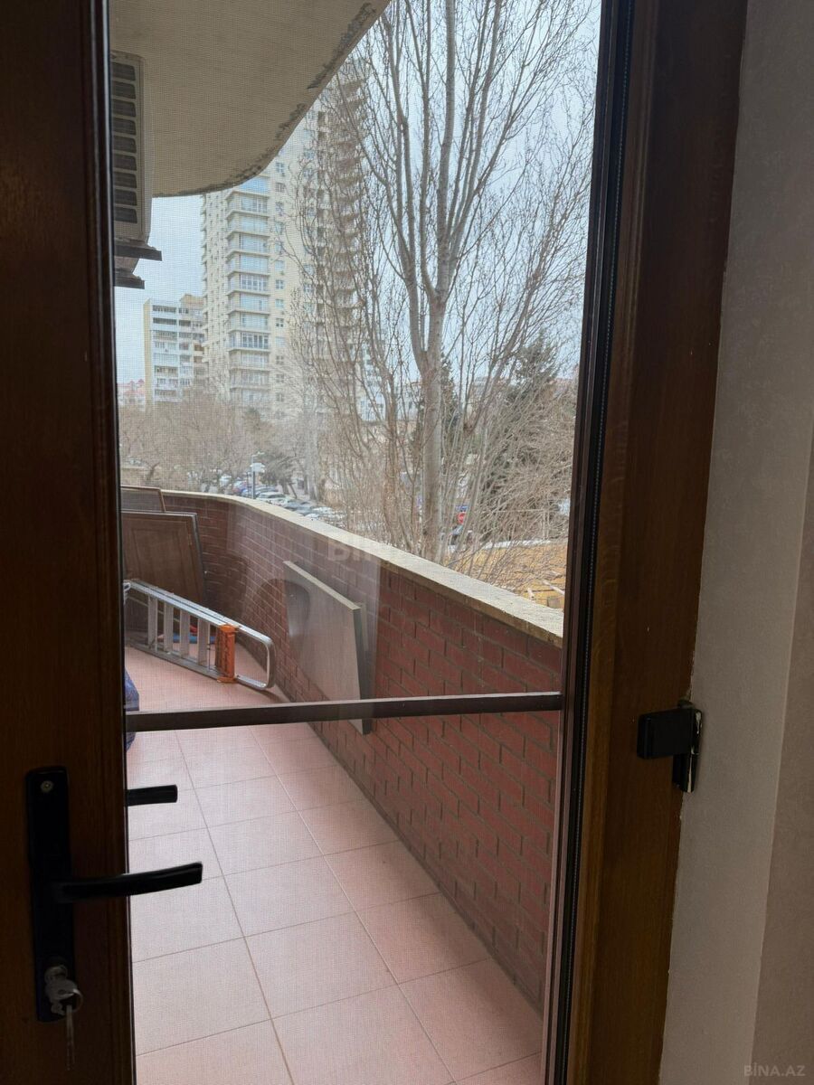 3 otaqlı Yeni tikili, 28 May m., Bakı