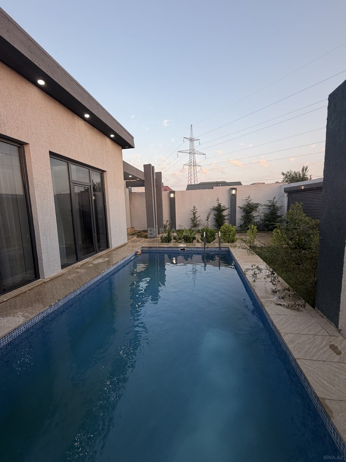 4 otaqlı Həyət evi/Bağ evi, Mərdəkan q., Bakı