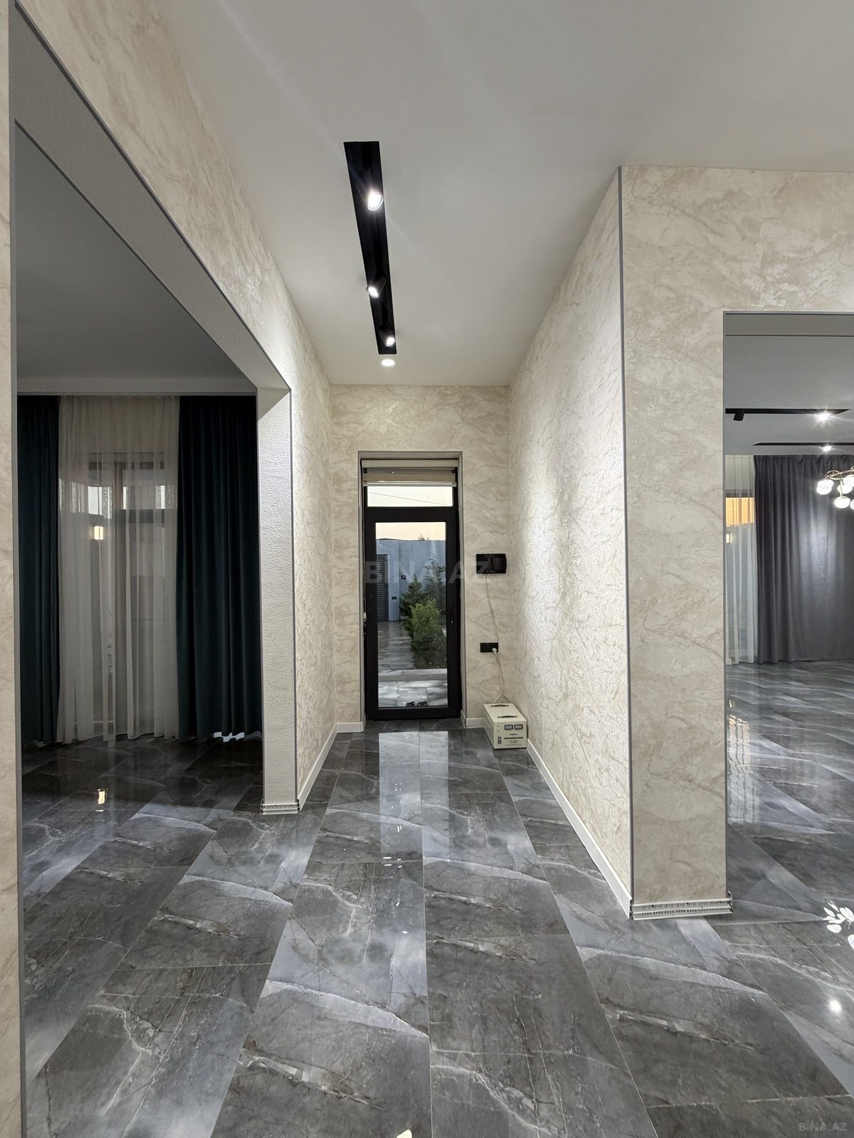 4 otaqlı Həyət evi/Bağ evi, Mərdəkan q., Bakı