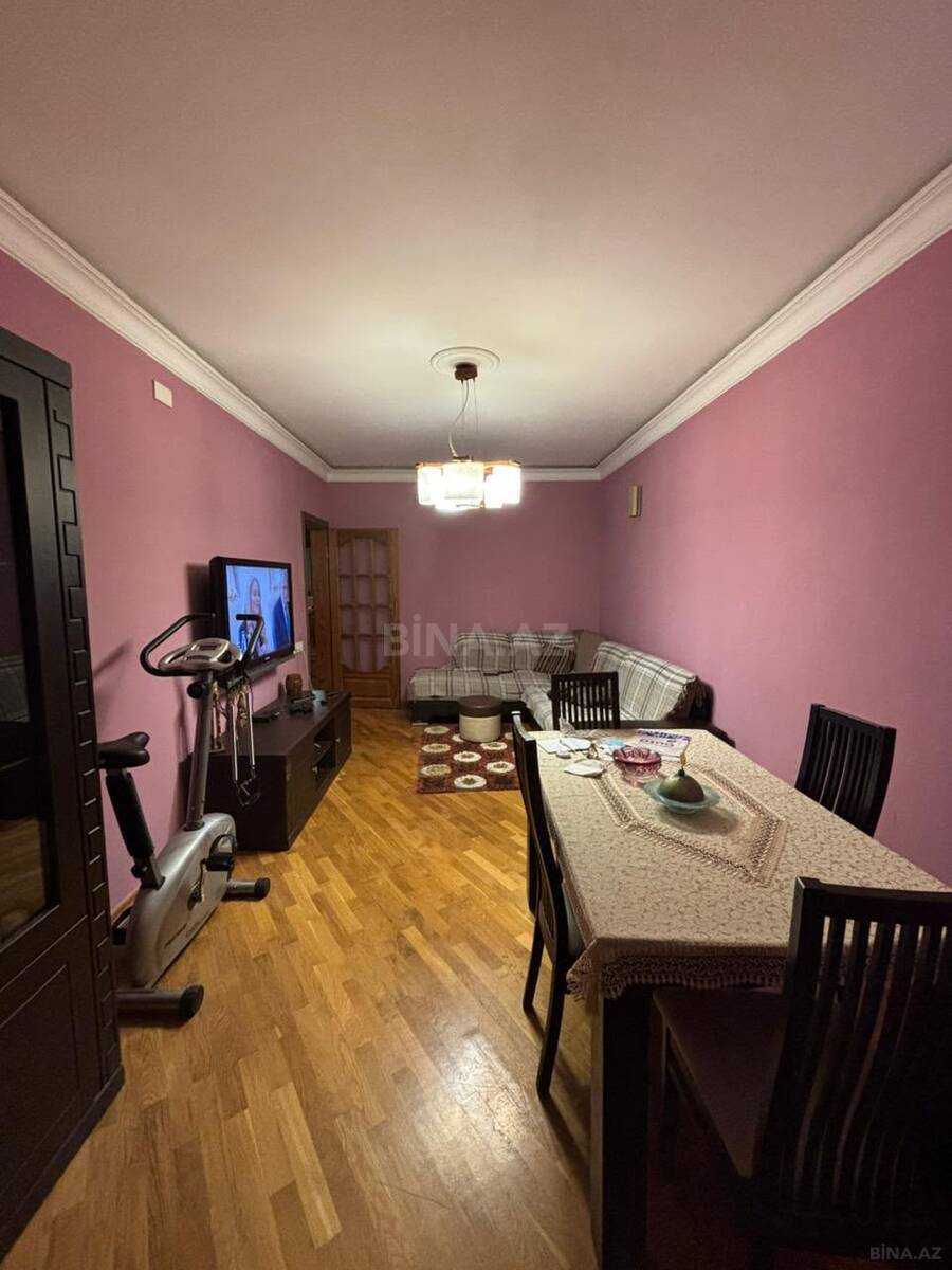 3 otaqlı Köhnə tikili, Həzi Aslanov m., Bakı