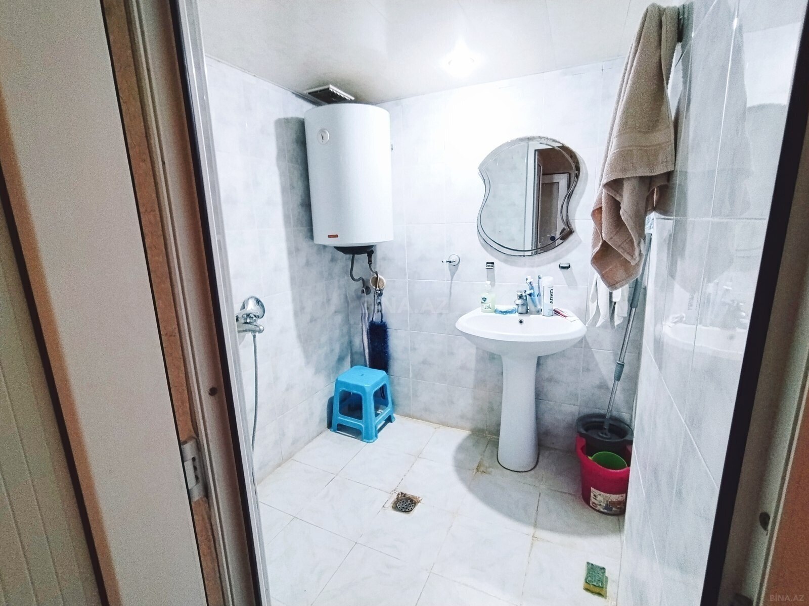 3 otaqlı Köhnə tikili, Xətai r., Bakı