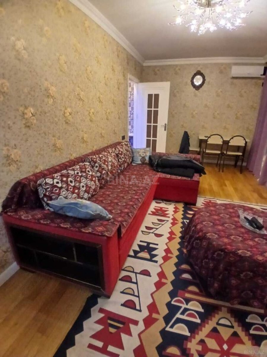 2 otaqlı Köhnə tikili, Elmlər Akademiyası m., Bakı