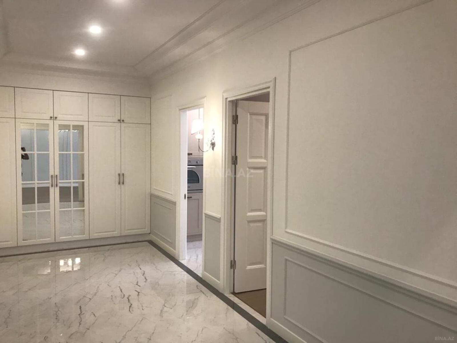 4 otaqlı Yeni tikili, Şah İsmayıl Xətai m., Bakı