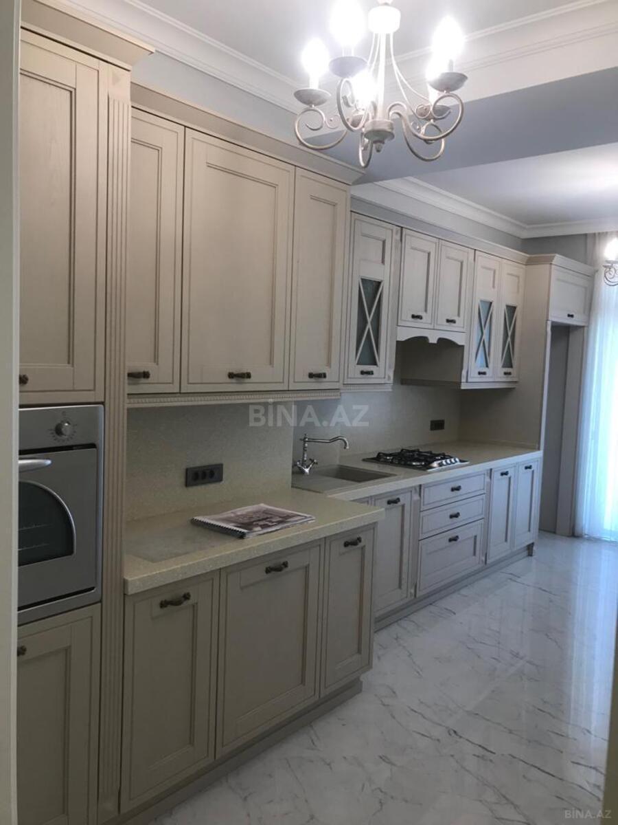 4 otaqlı Yeni tikili, Şah İsmayıl Xətai m., Bakı