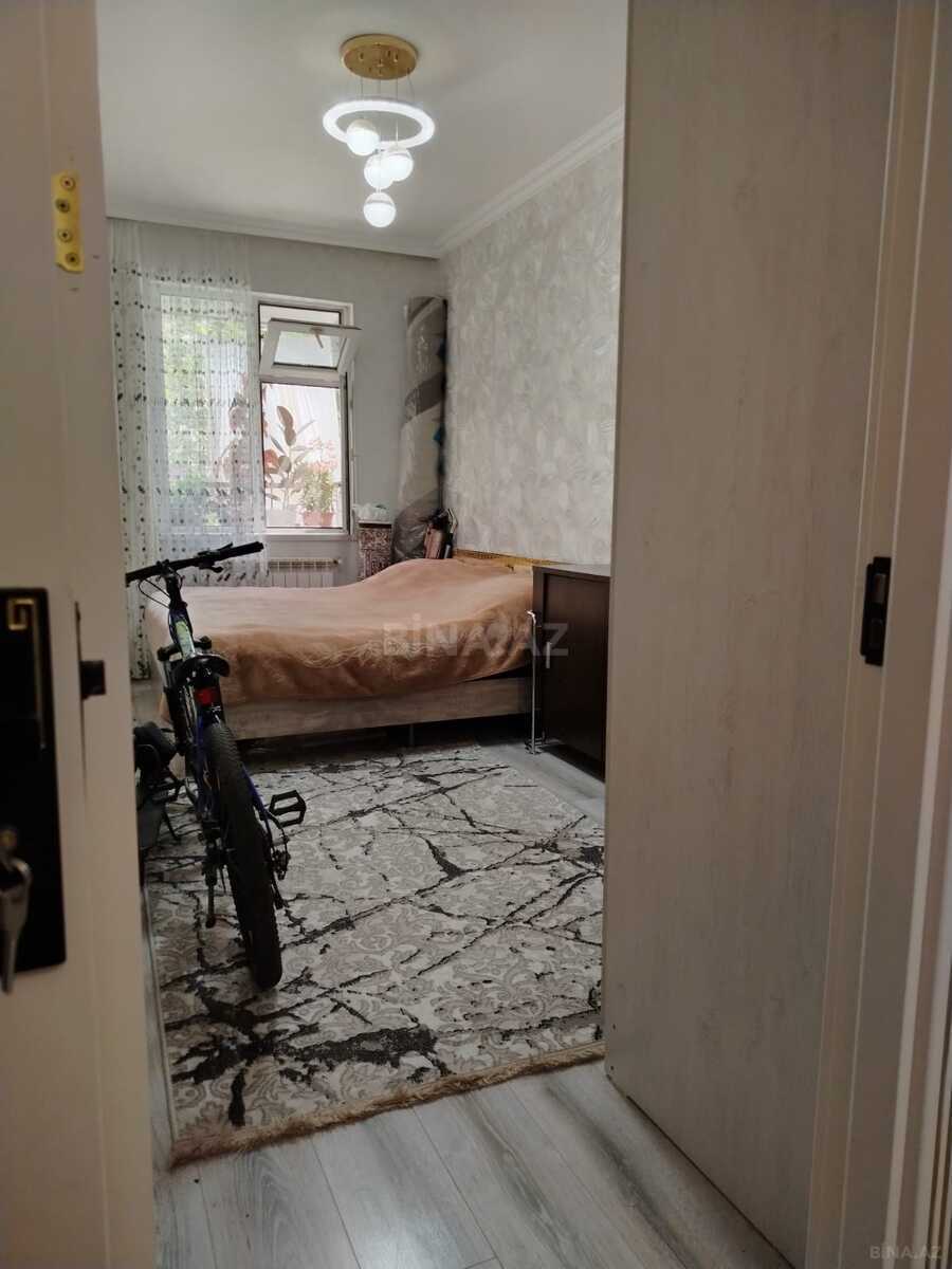 3 otaqlı Köhnə tikili, 20 Yanvar m., Bakı