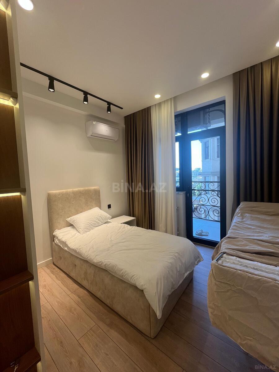 3 otaqlı Yeni tikili, Şah İsmayıl Xətai m., Bakı