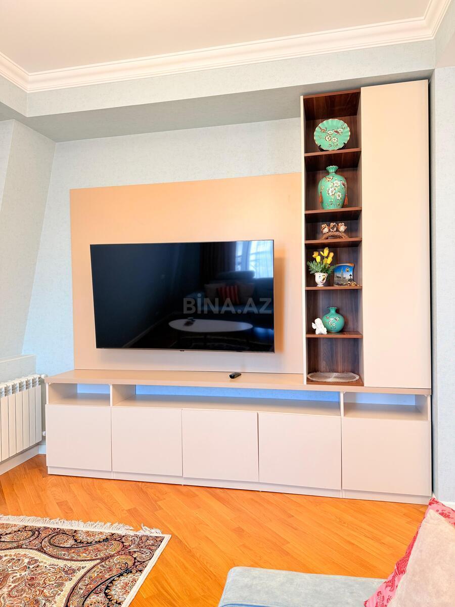 5 otaqlı Yeni tikili, Şah İsmayıl Xətai m., Bakı
