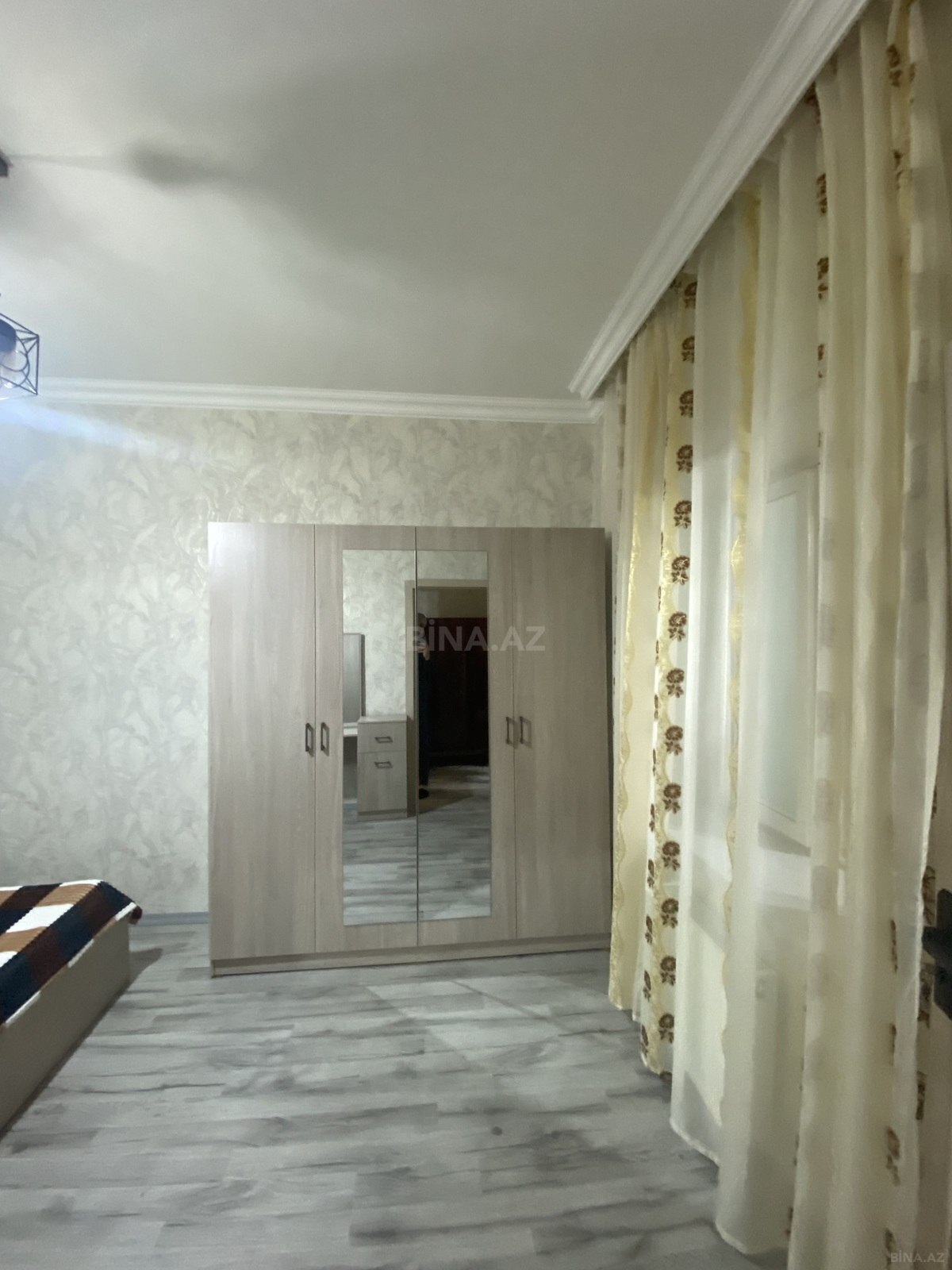 4 otaqlı Həyət evi/Bağ evi, Memar Əcəmi m., Bakı